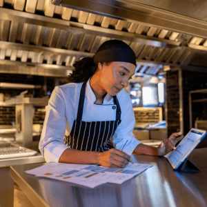 Breaking the Chain of Infectious Disease Transmission in a Retail Foodservice Business (featured)